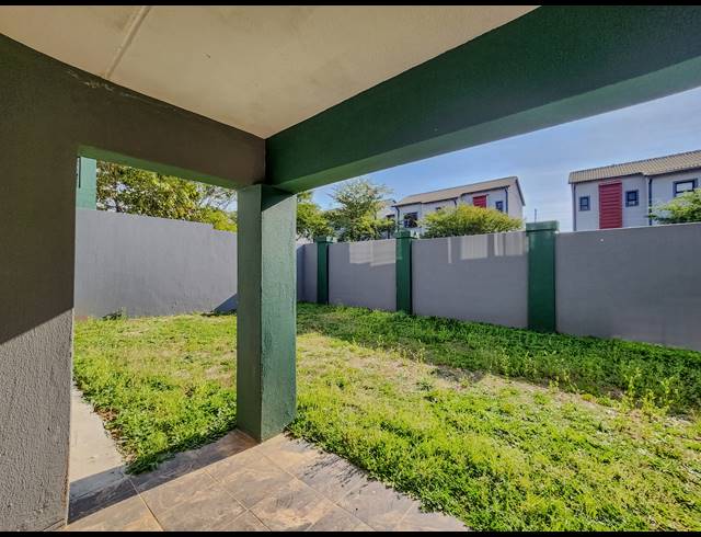 2 BEDROOM APARTMENT FOR SALE IN HONEYDEW GROVE
